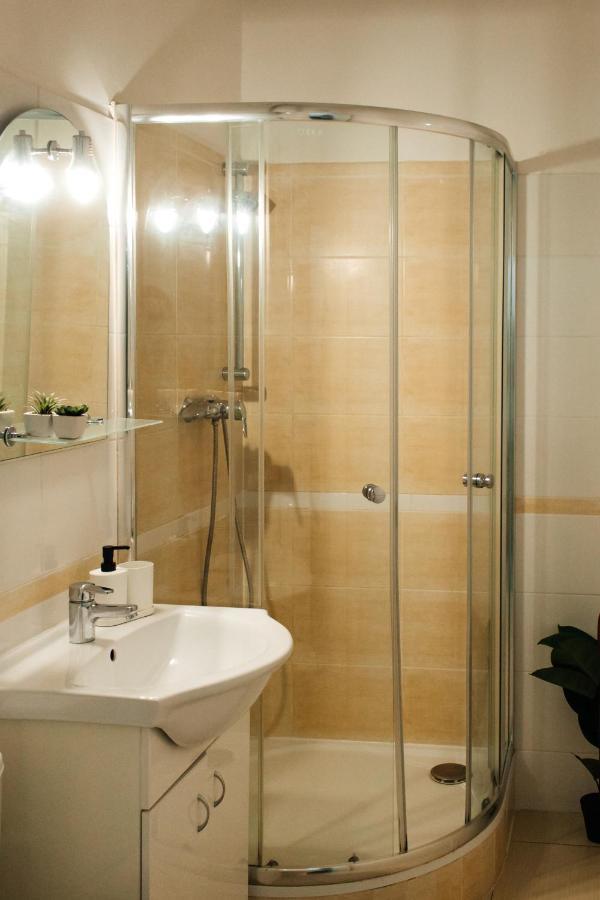Savor Apartment Praag Buitenkant foto